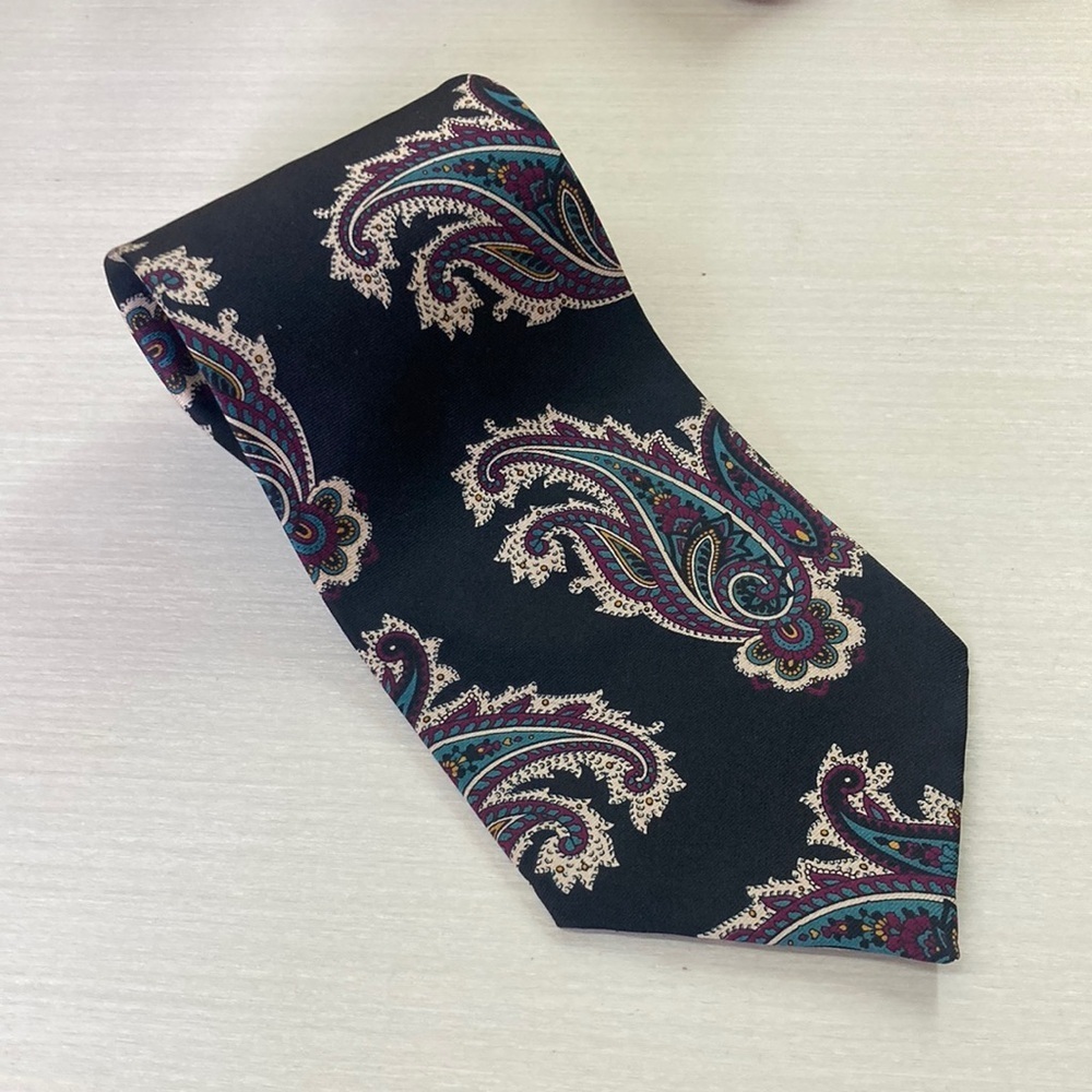 Reed St. James Men's Neck Tie Black‎ Silk Purple Blue Paisley